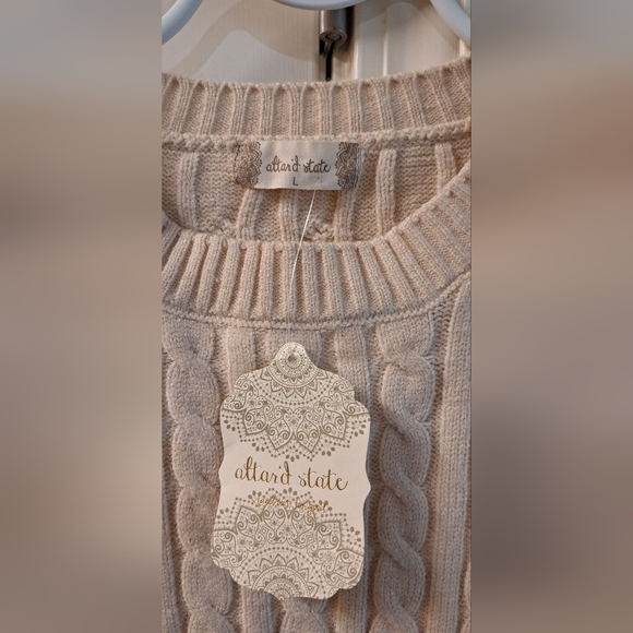 NWT Altar'd State Cable Knit Cropped Sweater Cream Sz L Viscose Blend - Picture 3 of 10